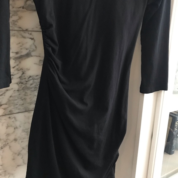 Black dress - Picture 2 of 3